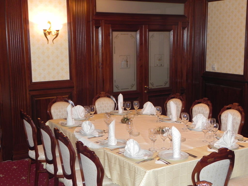 Hestia Hotel กาลาราช ภายนอก รูปภาพ