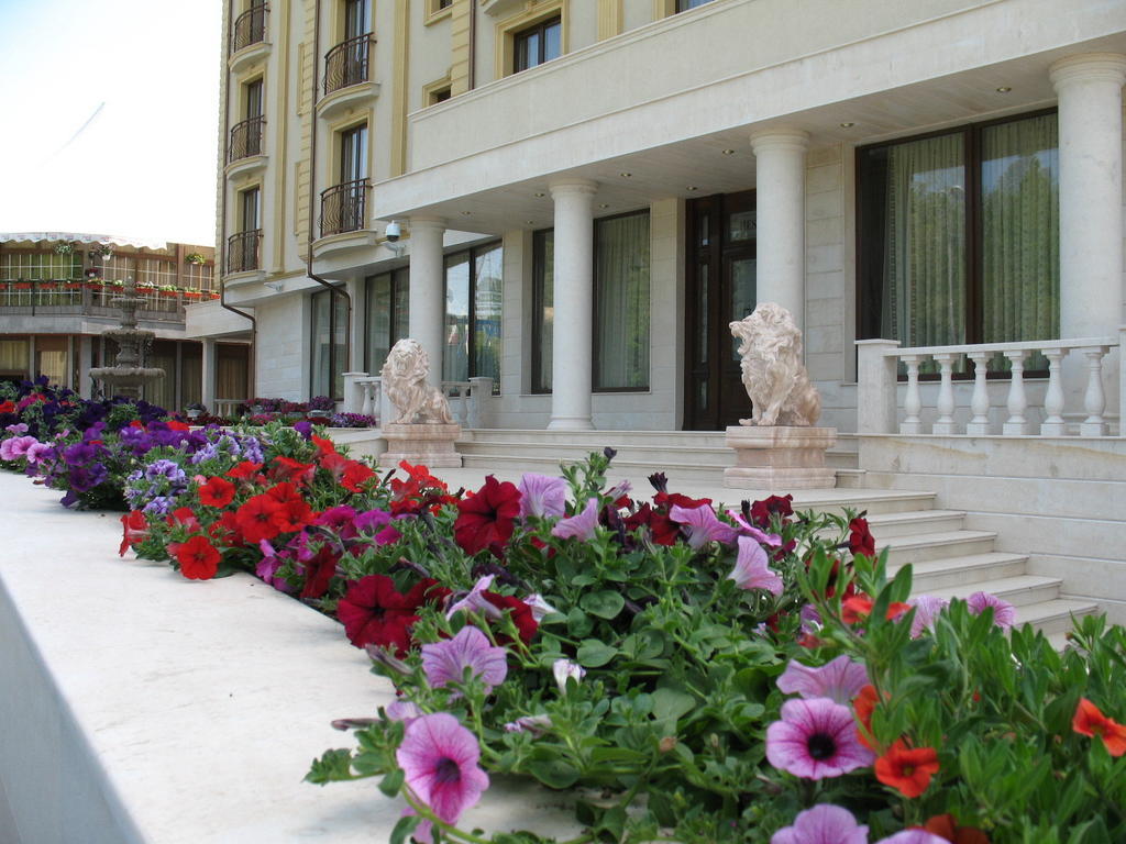 Hestia Hotel กาลาราช ภายนอก รูปภาพ