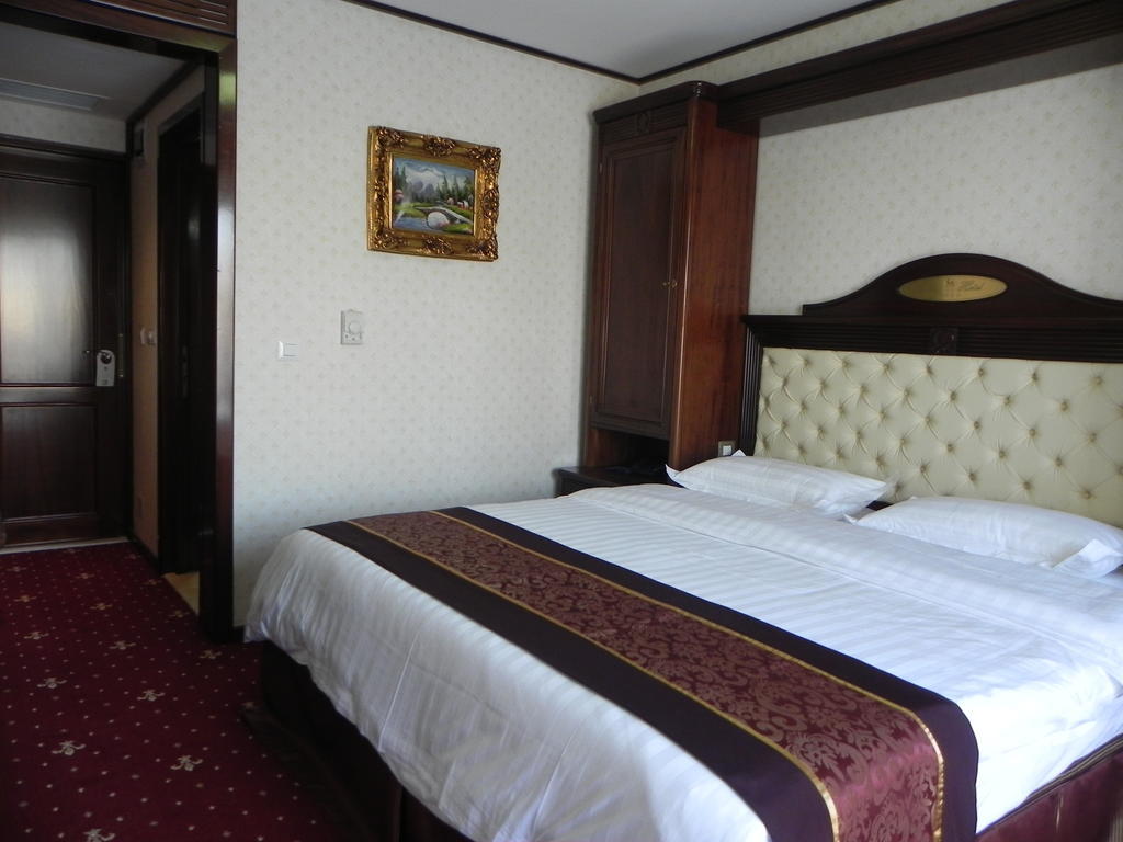 Hestia Hotel กาลาราช ห้อง รูปภาพ